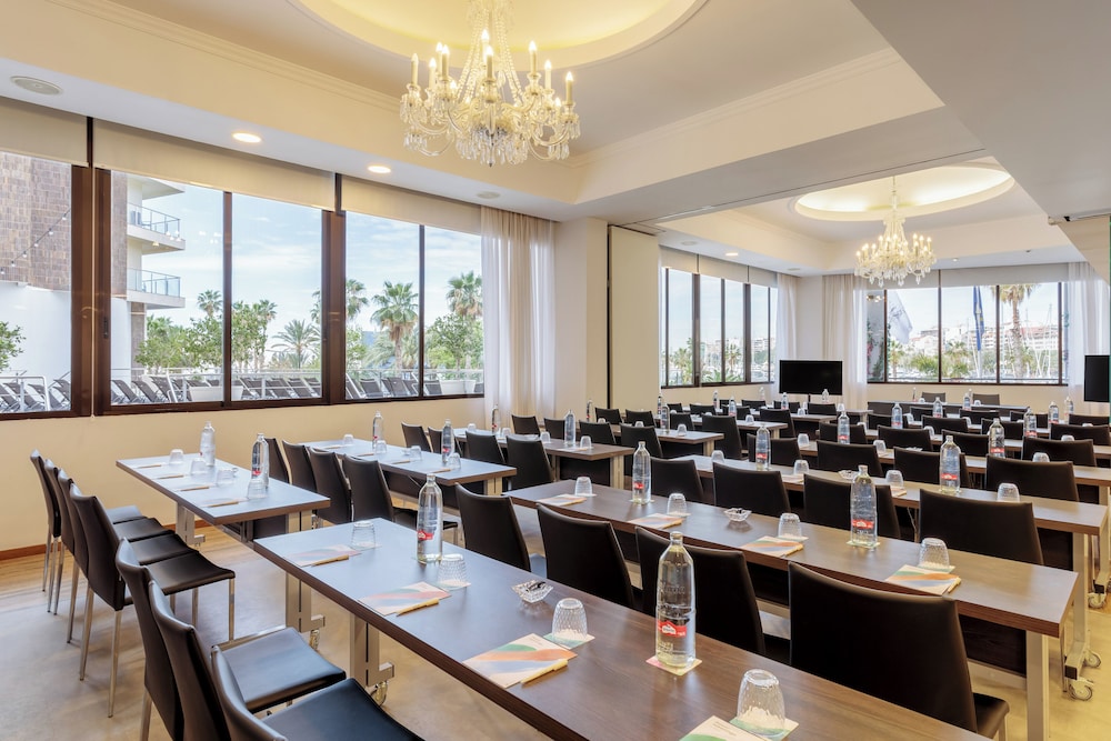 The Level At Melia Alicante 61/68
