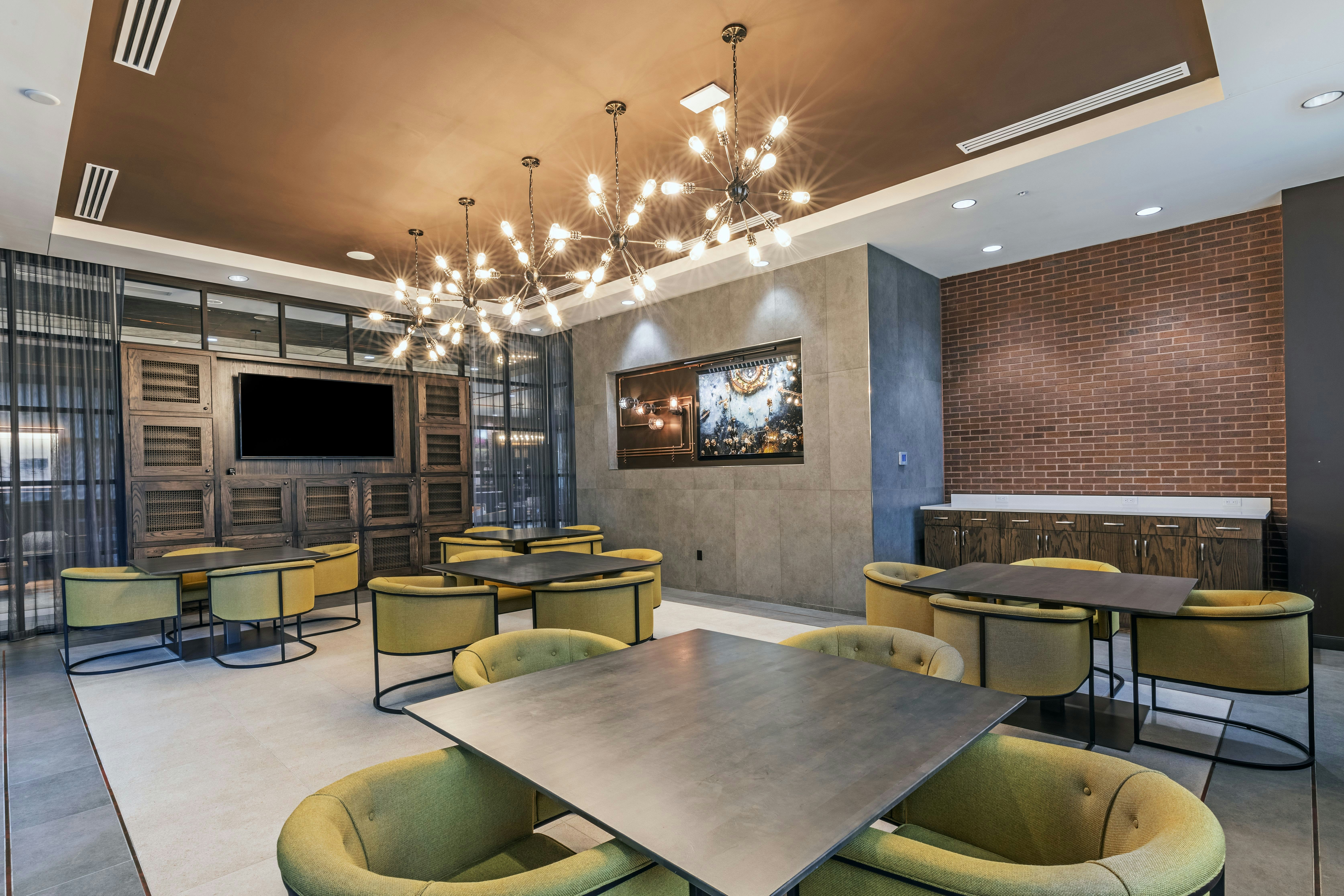 Hotel Indigo Tulsa Downtown 48/68