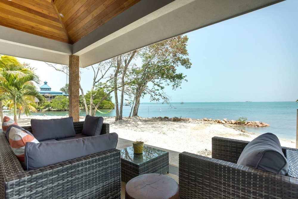 The Enclave- Private Island 34/50