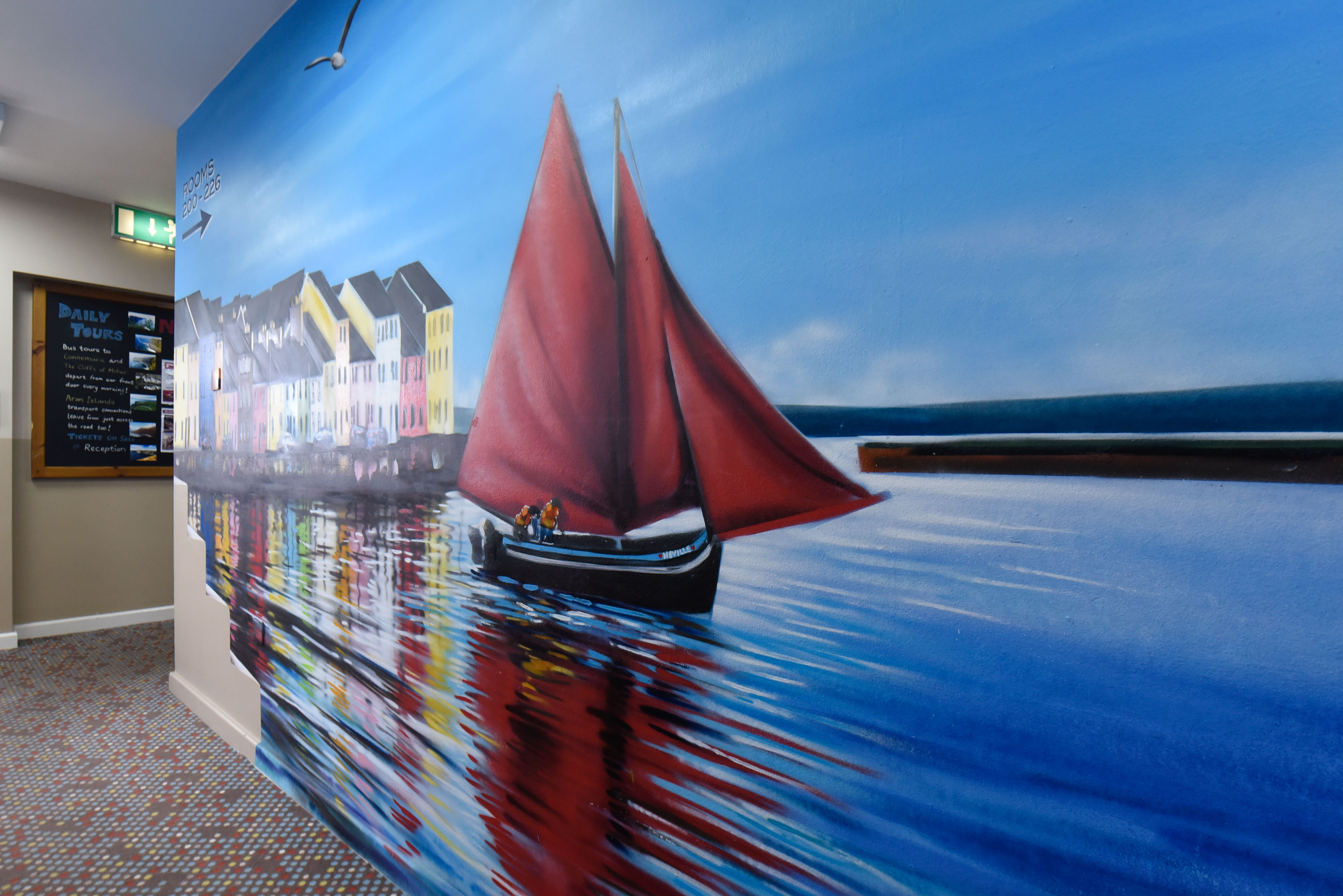 Kinlay Hostel Galway 1/50