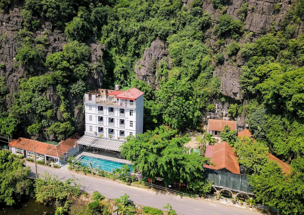 Anh Tuan Tam Coc Old Space Bungalow 45/50