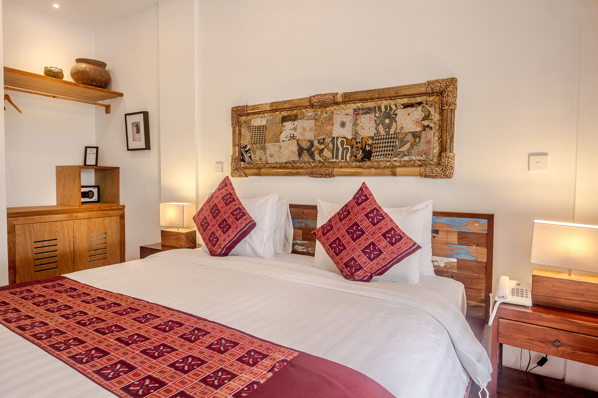 SUITE, JUNGLE VIEW