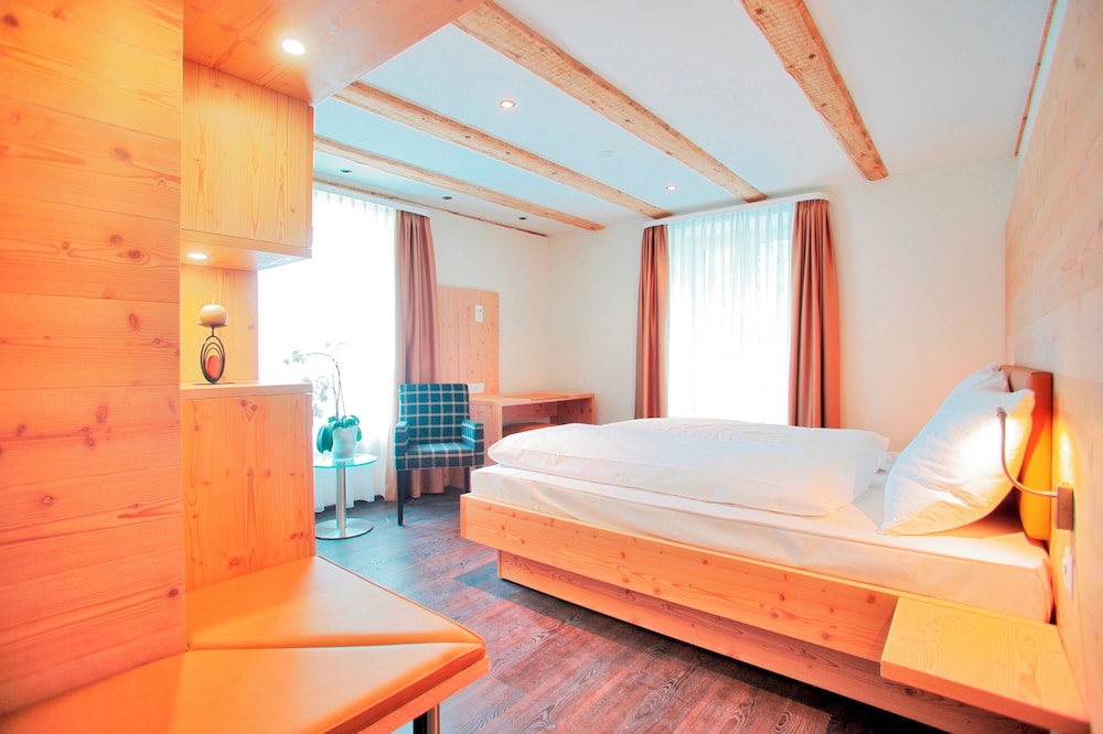 غرفة قياسية بسريرين منفصلين، Boutique Hotel Waldegg Horw 2/9