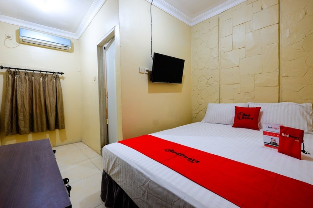 Reddoorz @ Jalan Setiabudi Semarang 8/23