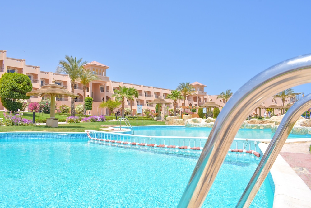 Jasmine Palace Resort and Spa in HURGHADA