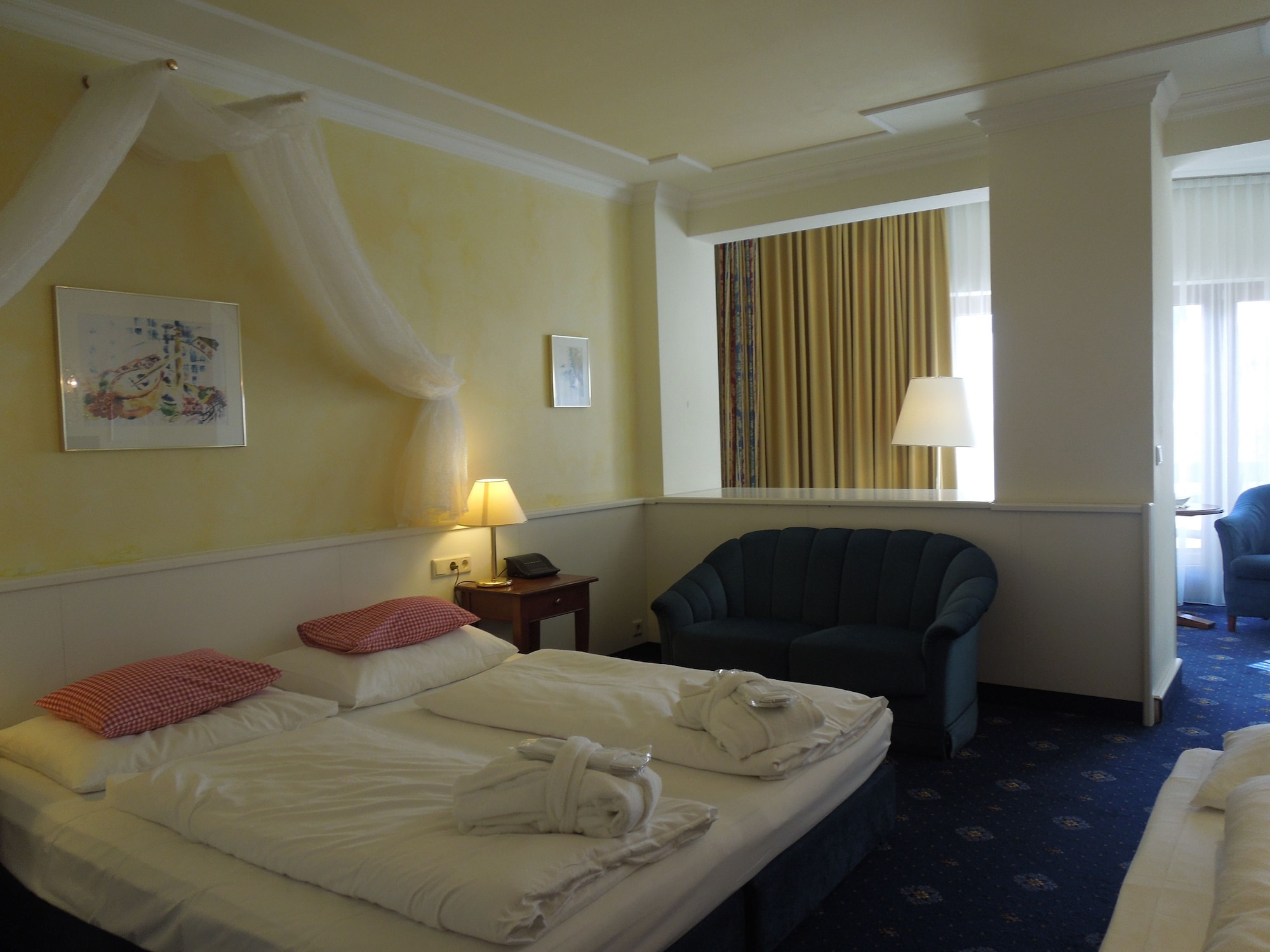 CAPRICORN, SUPERIOR, DOUBLE BED, MOUNTAIN VIEW