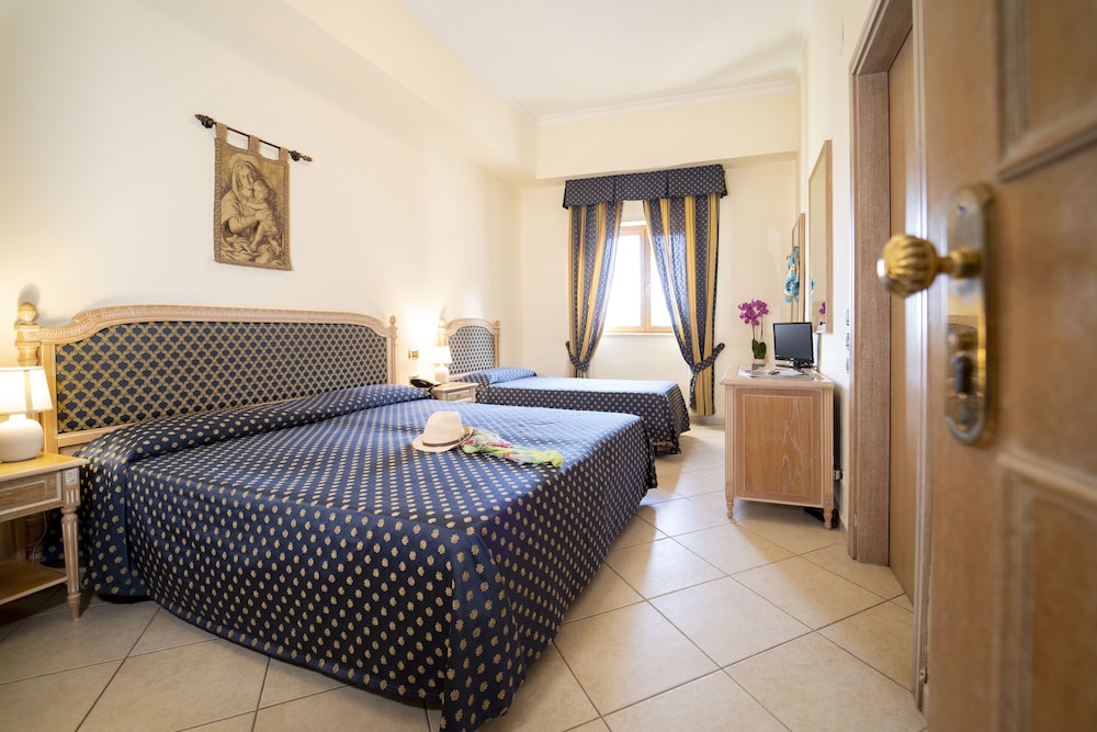 Plus, Triple, Double and Twin Beds