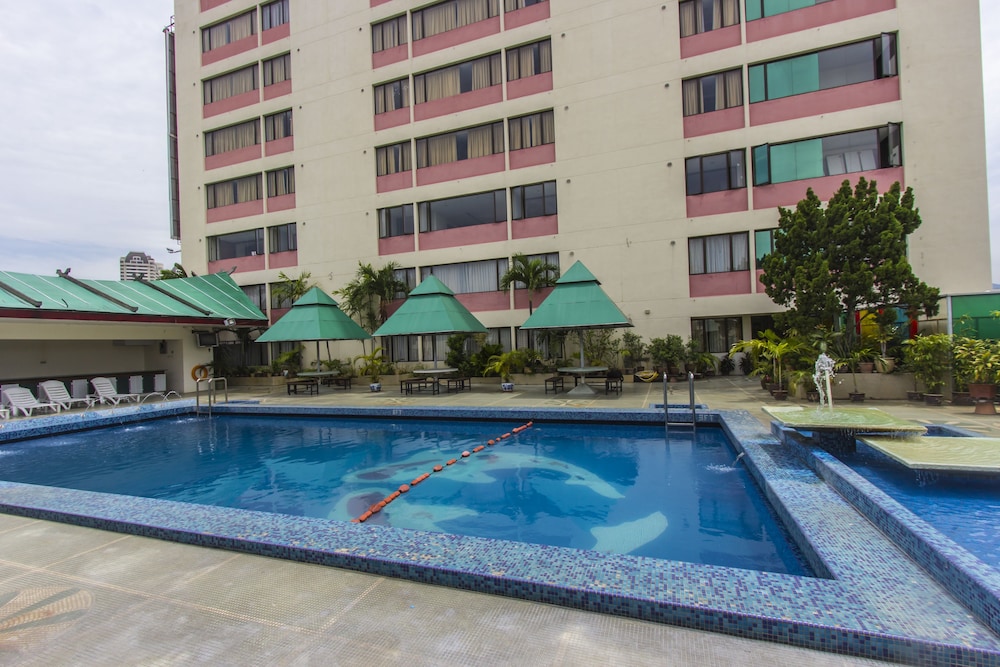 RED ROCK HOTEL in GEORGE TOWN