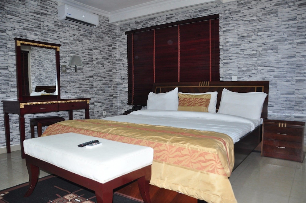 Beni Apartment And Suites 16/50