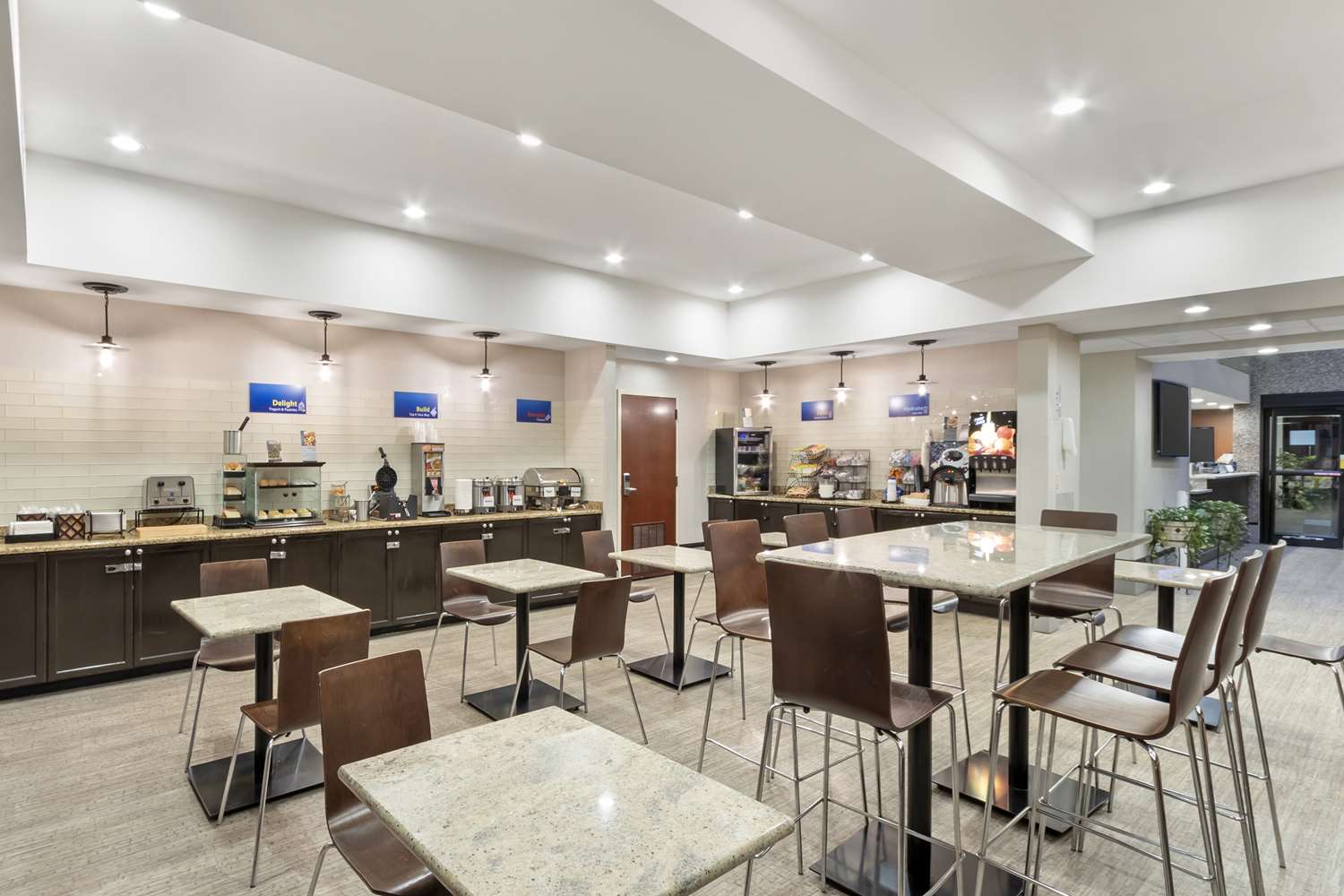 Best Western Magnolia Inn And Suites 28/36