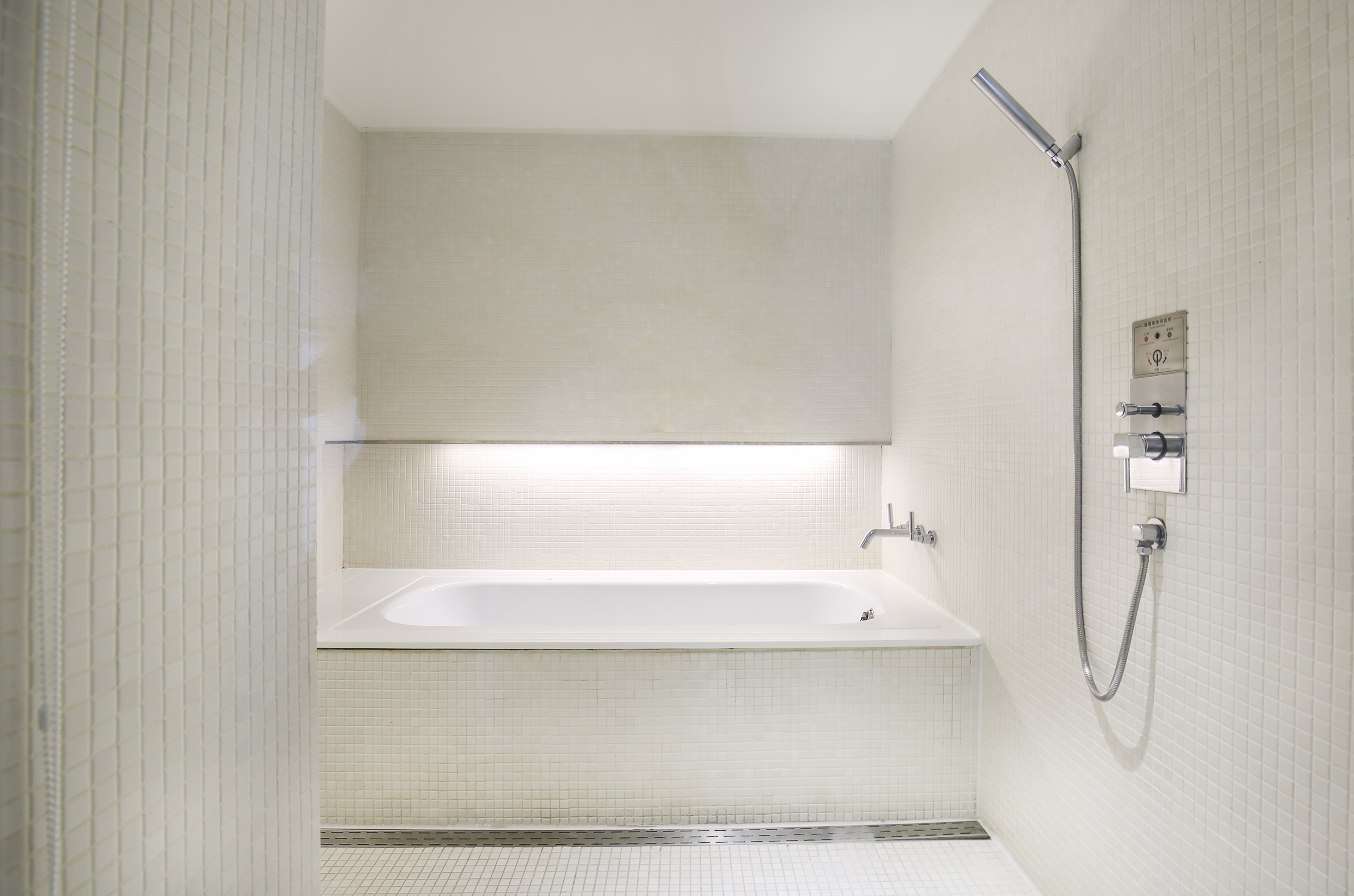 Deluxe Double.، Ambience Hotel 2/2