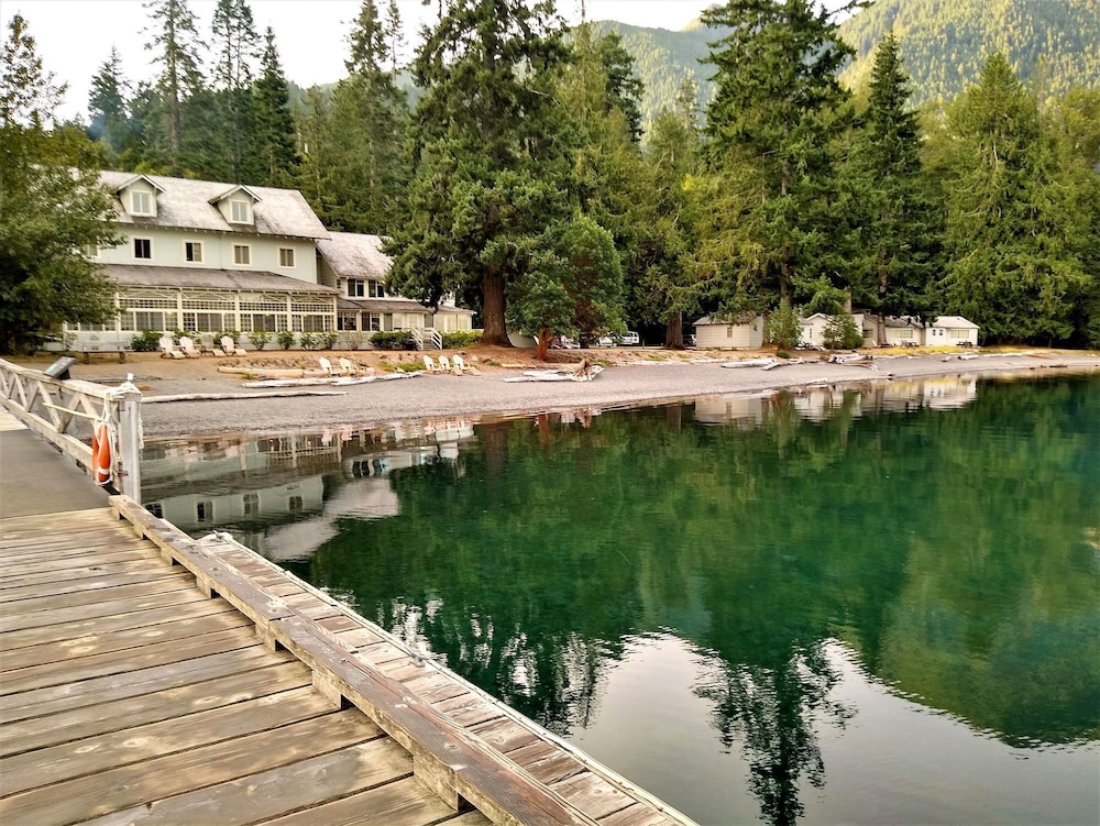 Lake Crescent Lodge 39/50