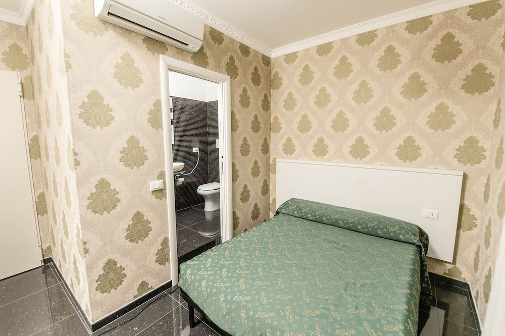 STANDARD, DOUBLE BED