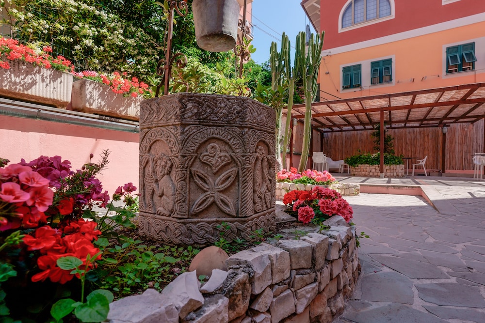 Hotel La Villa Degli Argentieri 58/62