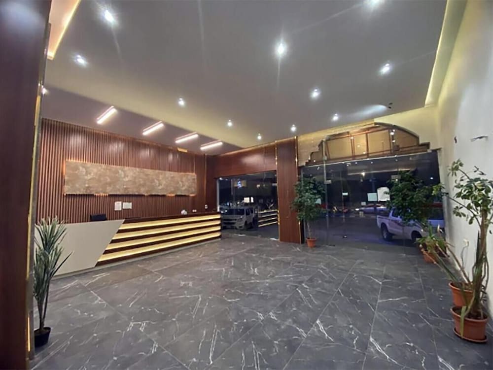 فندق جولدن العرين(Golden Al Areen Hotel Abha) 23/24