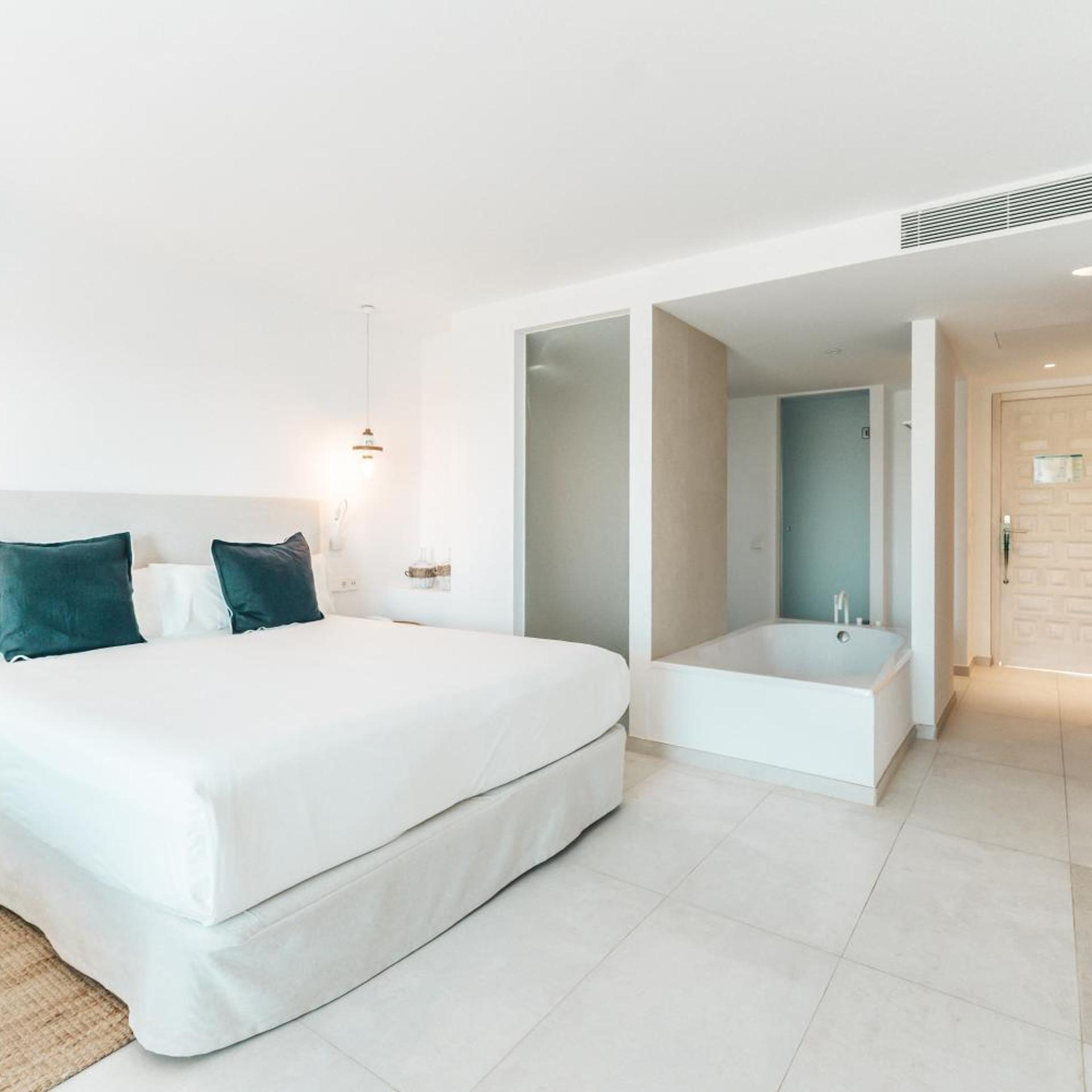 JUNIOR SUITE, SEA VIEW