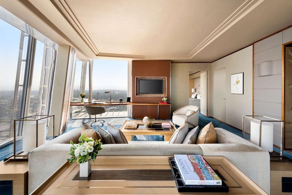 Shangri-La The Shard London 43/69