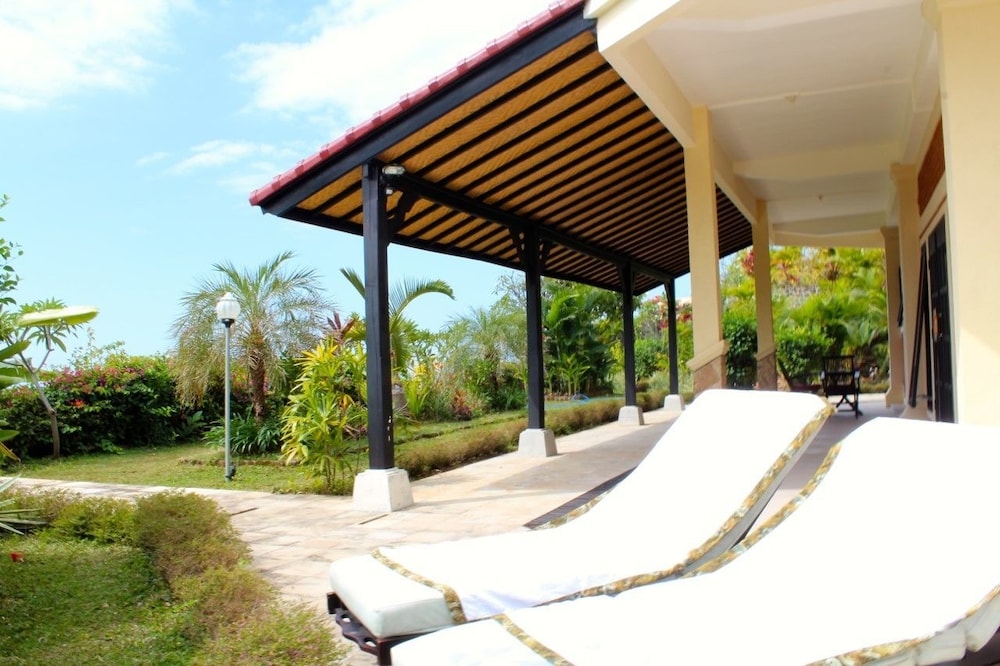 The Hamsa Bali Resort 11/71