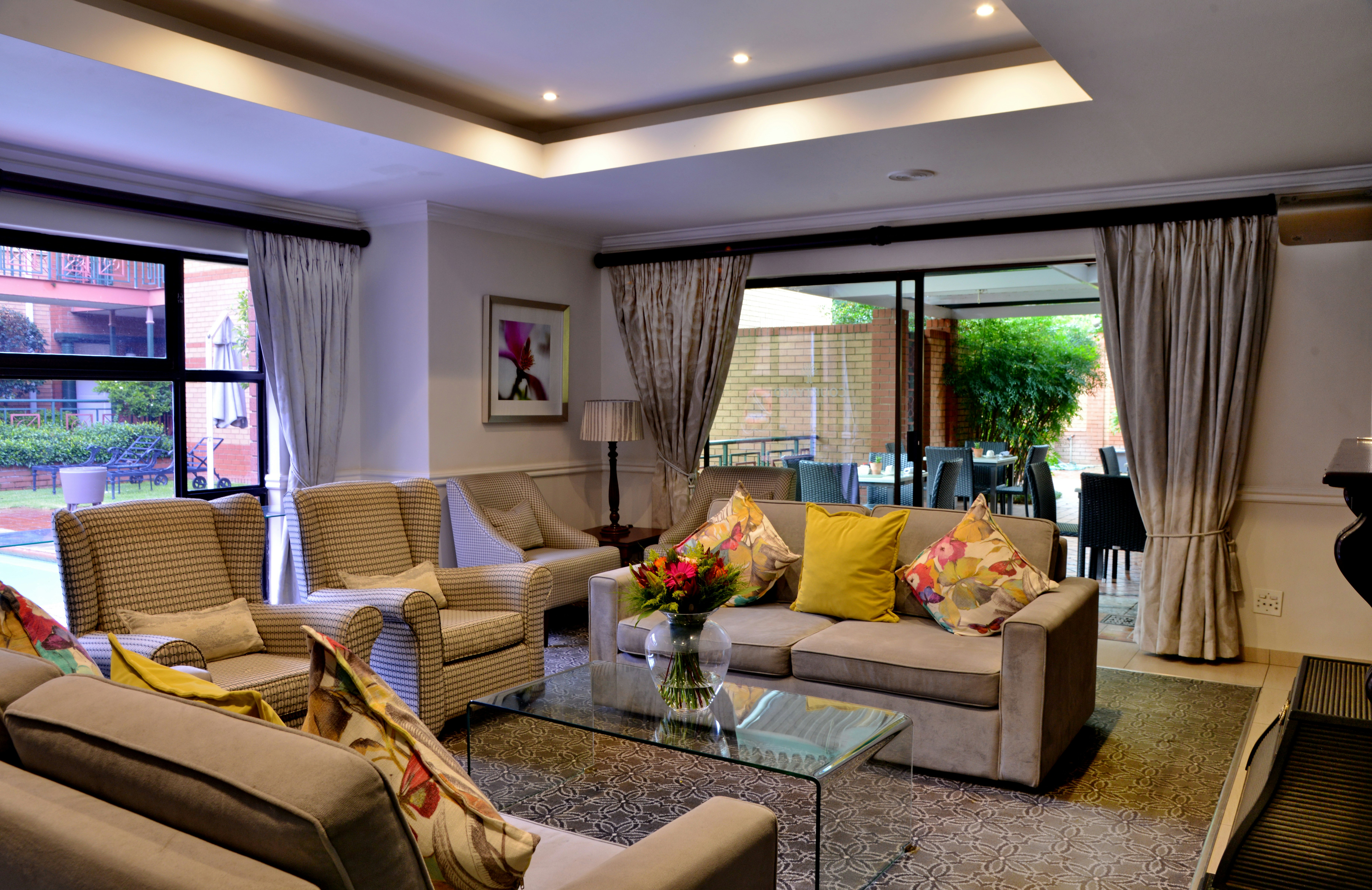Courtyard Hotel Rosebank 28/47