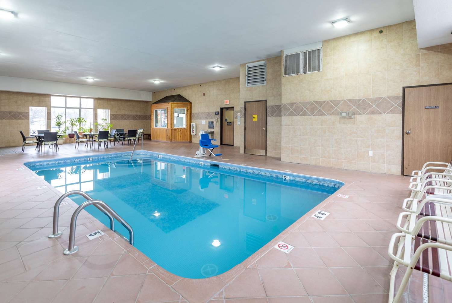 Super 8 By Wyndham Big Rapids 7/29