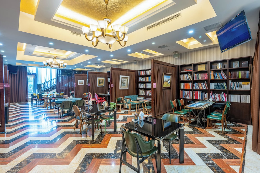 A C Art Museum Hotel Beijing 35/50
