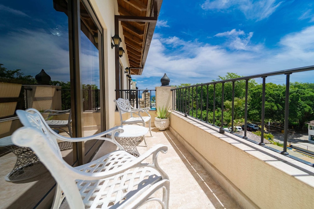 Grand Laguna Beach Properties by Calisto Stays 21/50