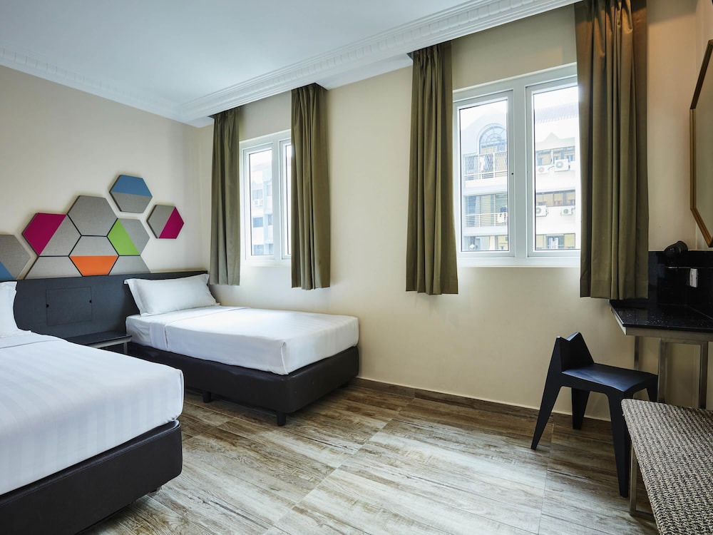 غرفة سوبيريور بسريرين منفصلين، ibis budget Singapore Emerald 3/7