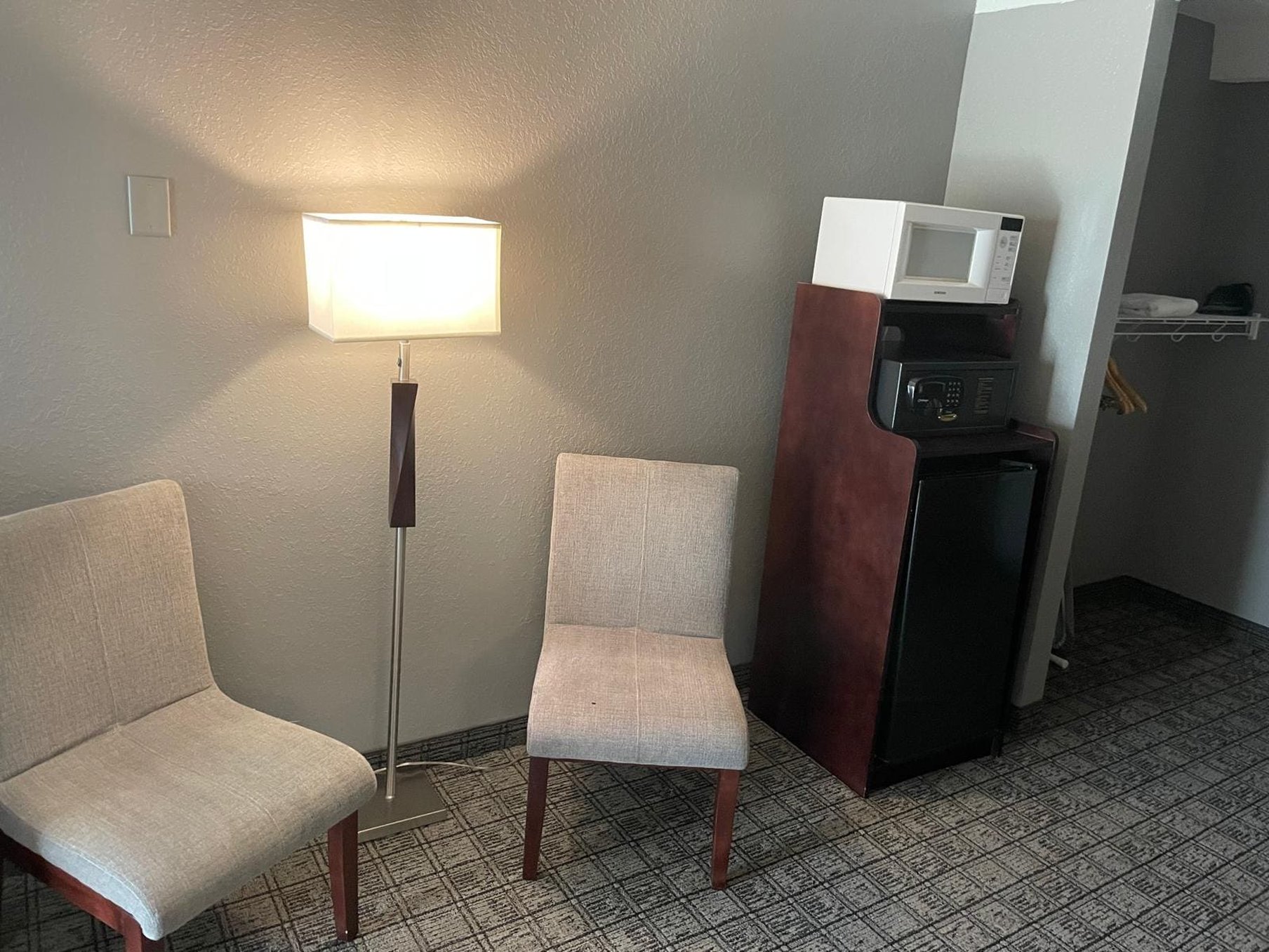 Red Lion Inn & Suites Urbana 25/60