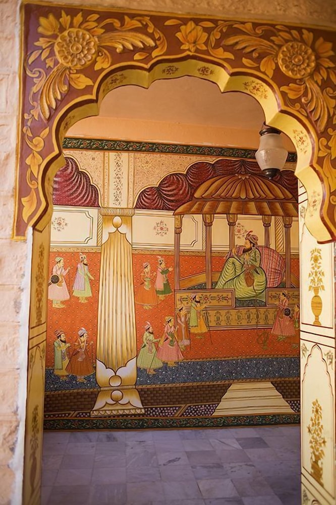 Krishna Prakash Heritage Haveli 12/42