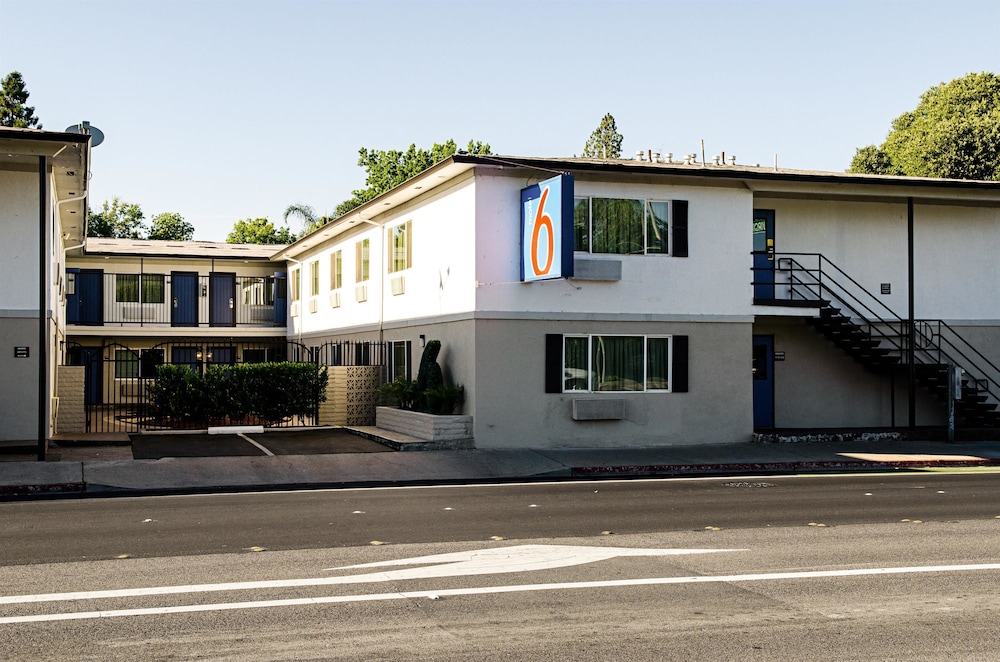 Motel6 Modesto, CA - Downtown in MODESTO - CA