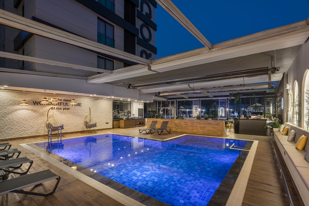 Rodinn Park Hotel 52/55