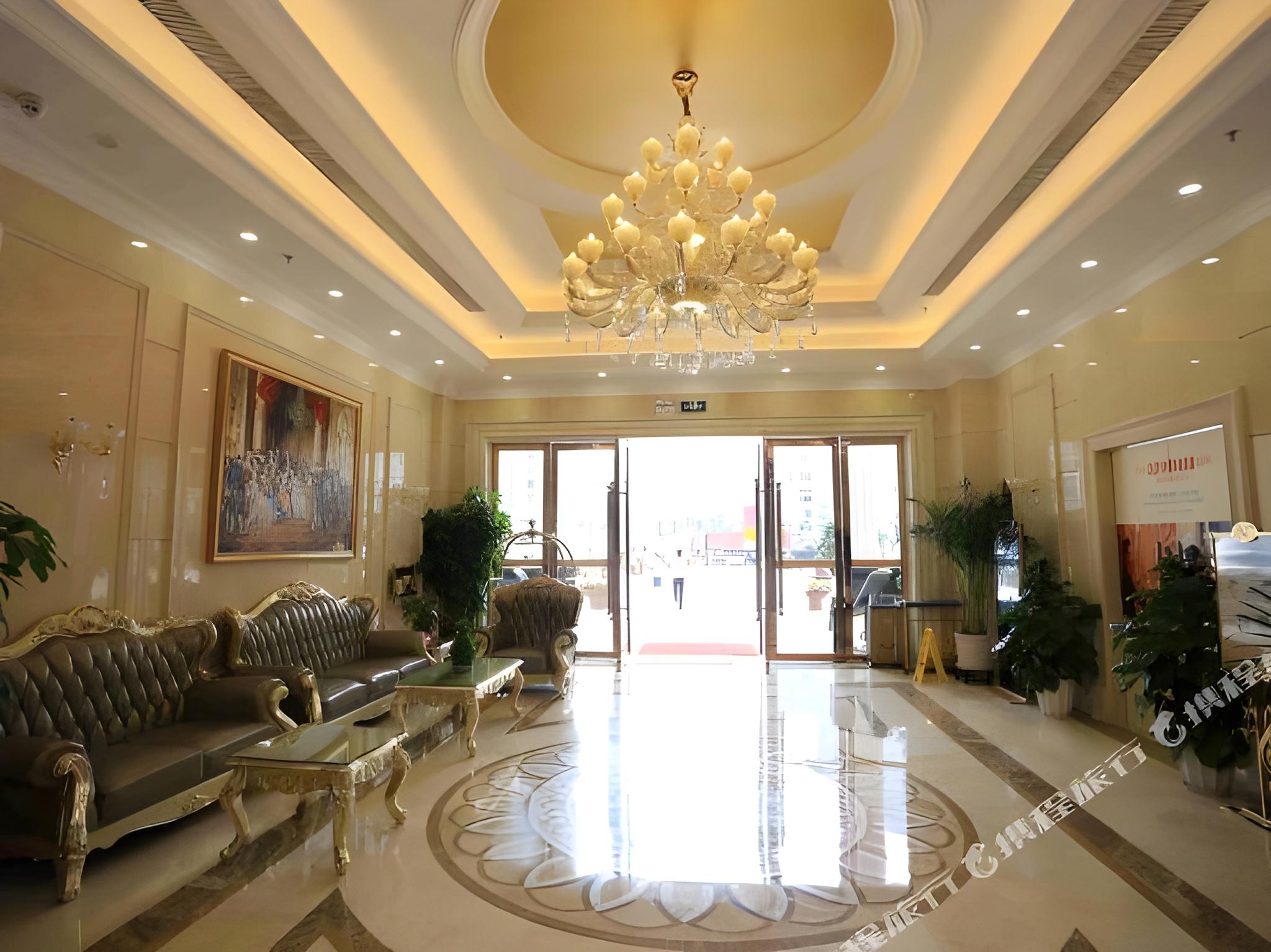 Vienna Hotel (Shenzhen Shiyan Shilong Community) 34/49
