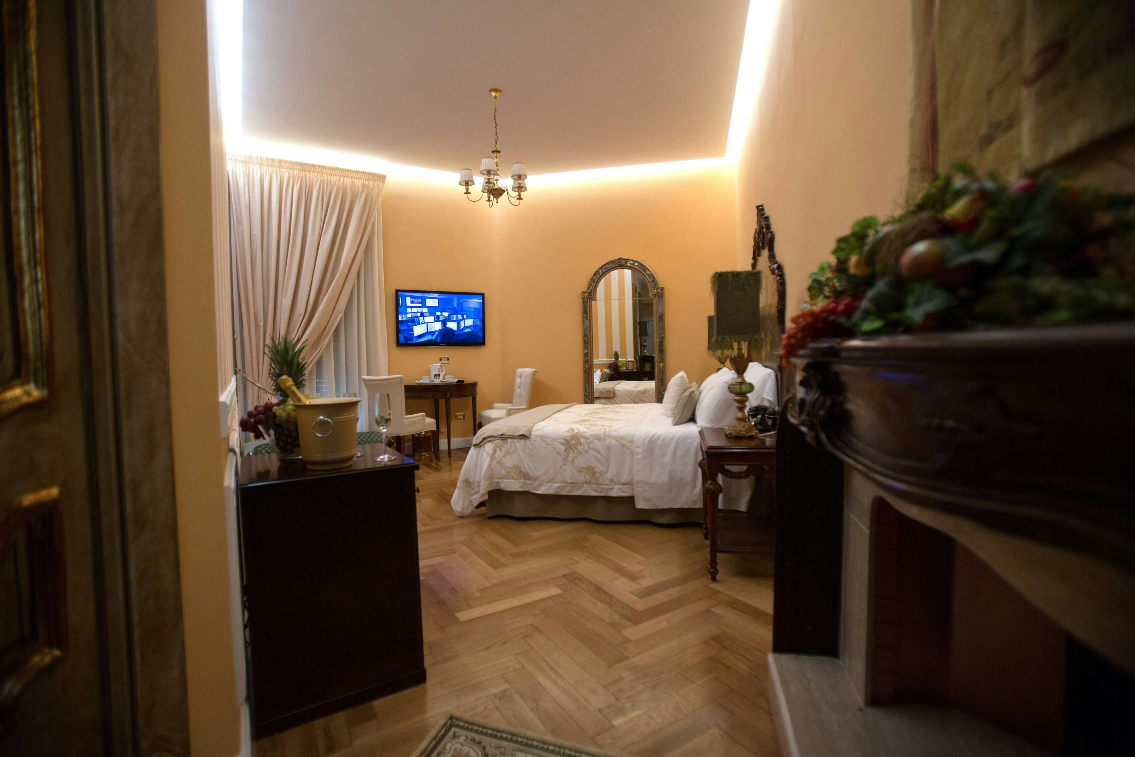 Royal Suite Trinita Dei Monti 11/15