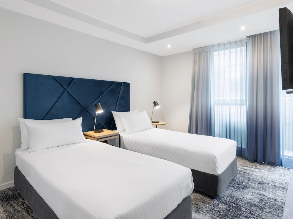 1 BEDROOM, APARTMENT, TWIN BEDS