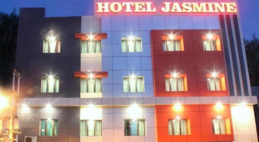 Hotel Jasmine Jayapura 2/24