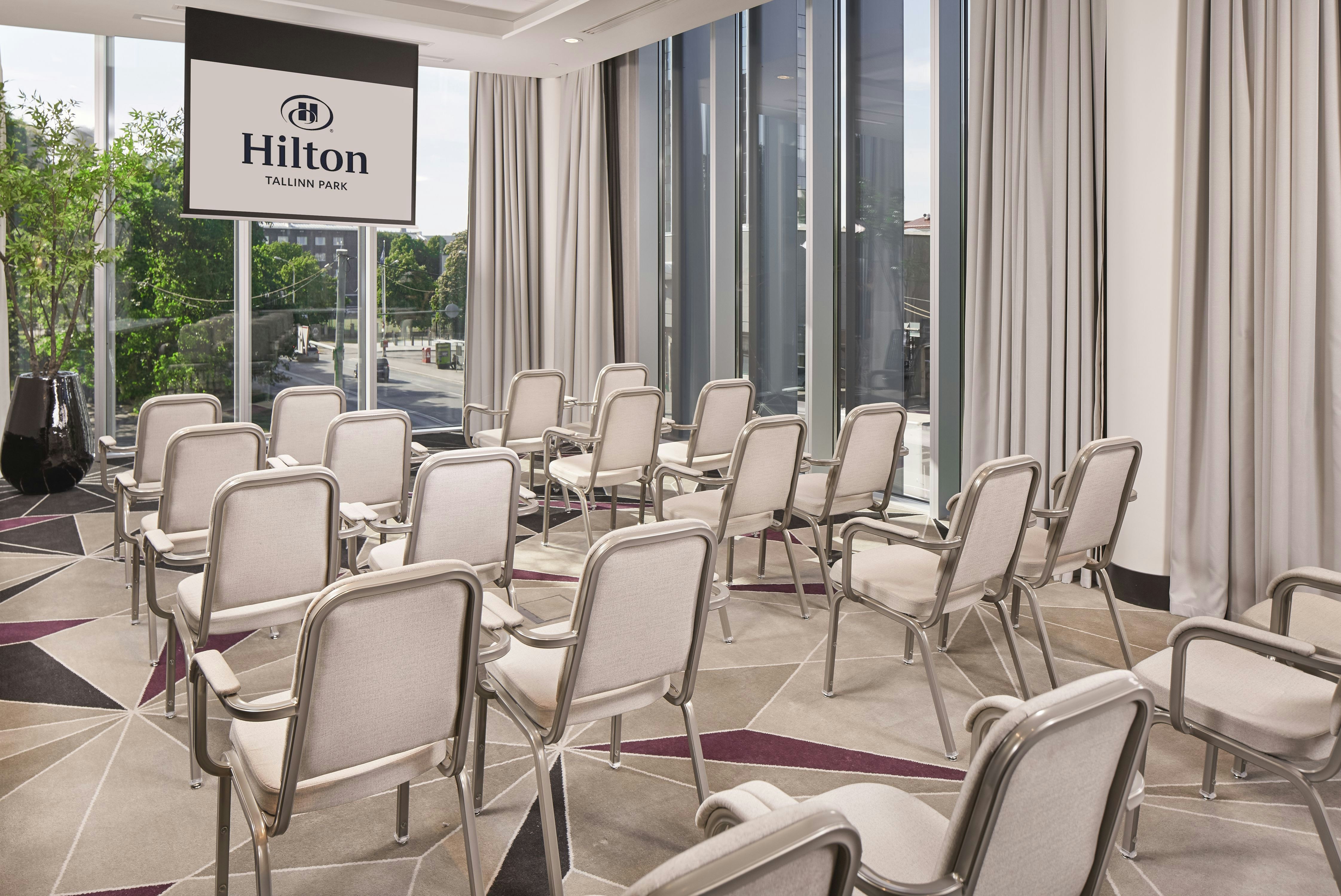Hilton Tallinn Park 79/85