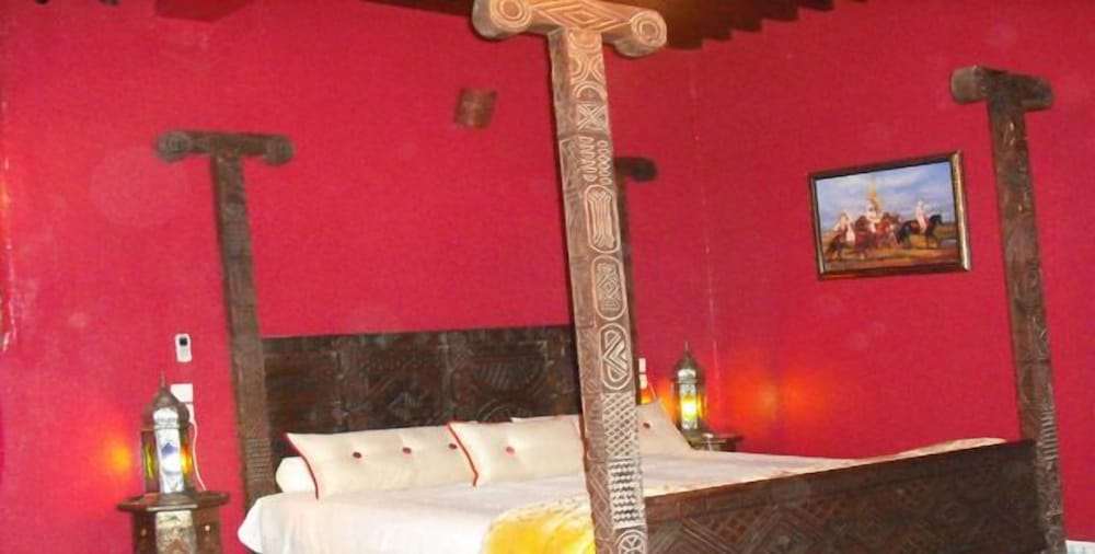 Riad Meknès 8/29