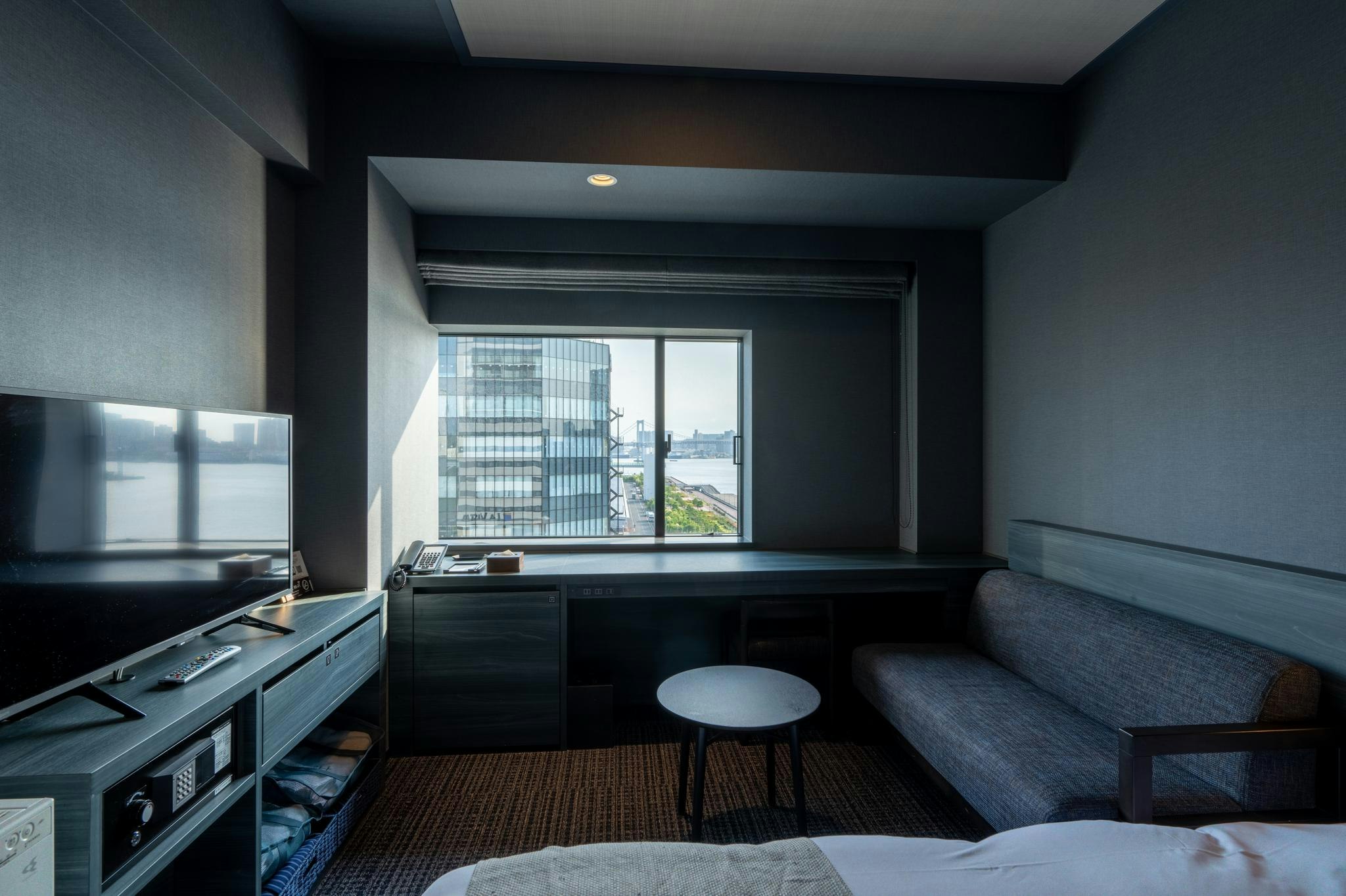 La Vista Tokyo Bay 42/49