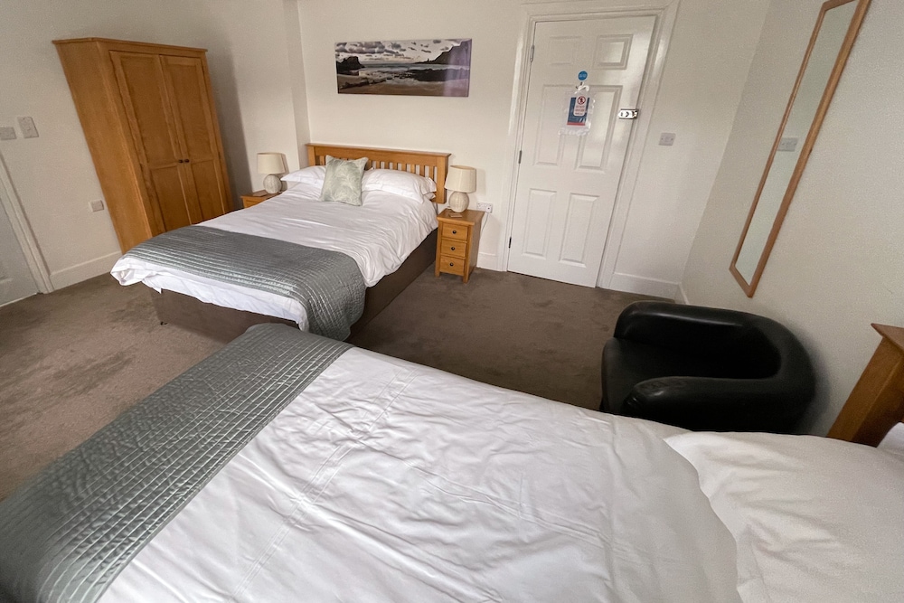 Hartland Quay Hotel 8/39