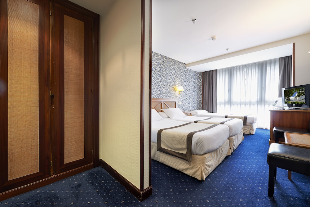 Hotel Ilunion San Sebastian 23/74
