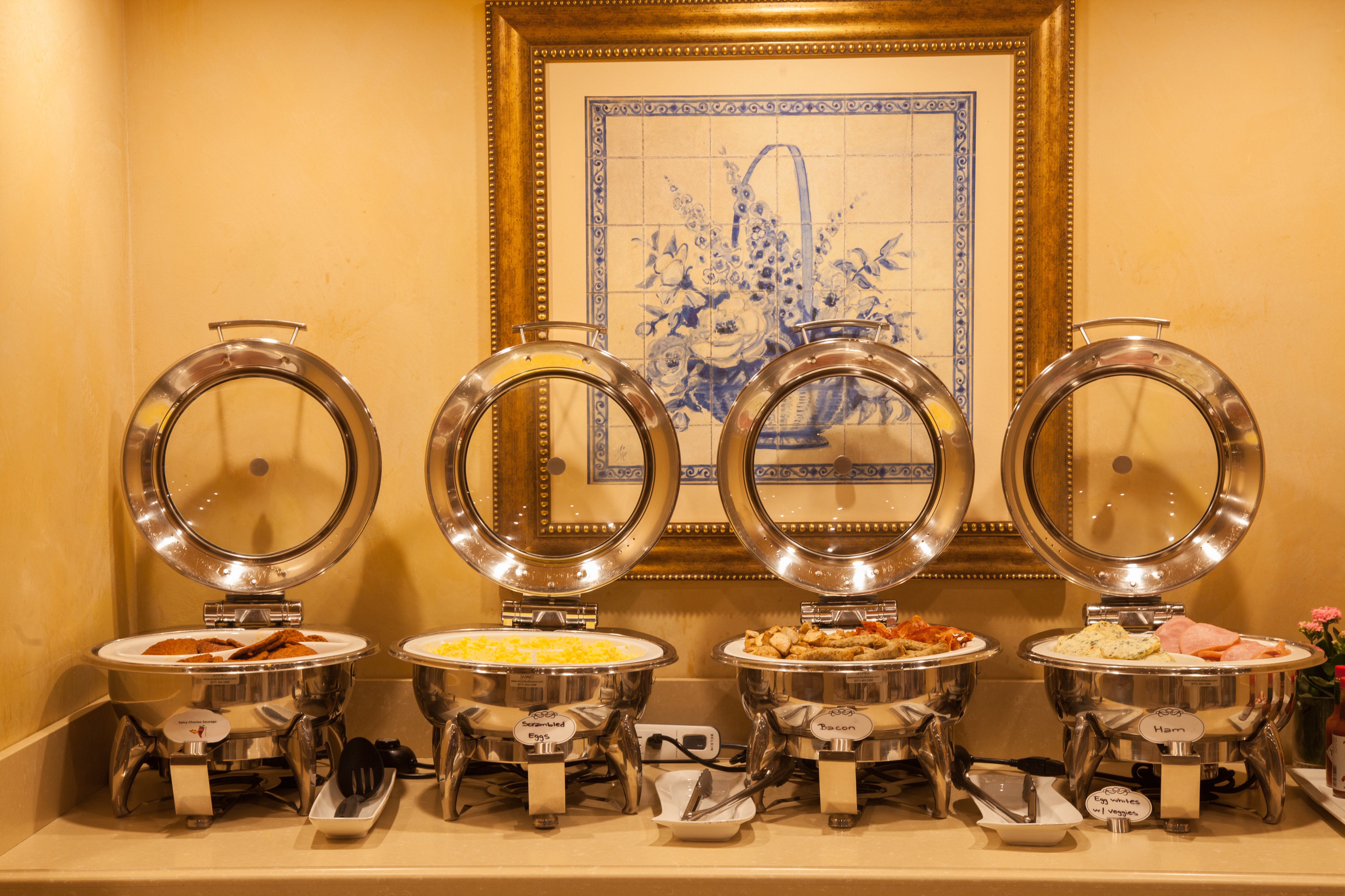 Best Western Plus Sunset Plaza Hotel 46/83