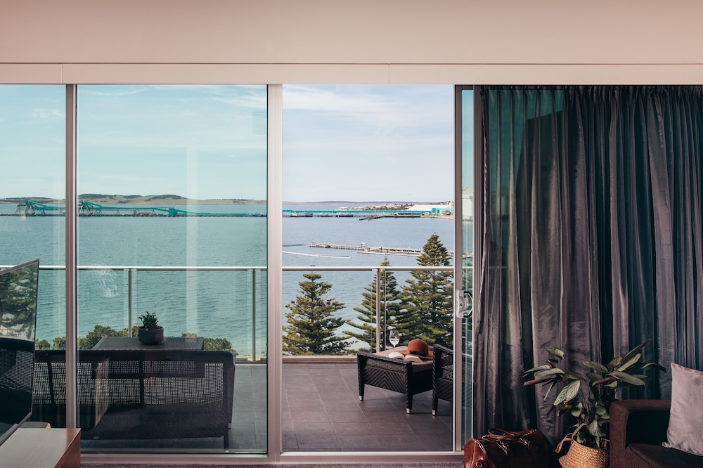 The Port Lincoln Hotel 22/50
