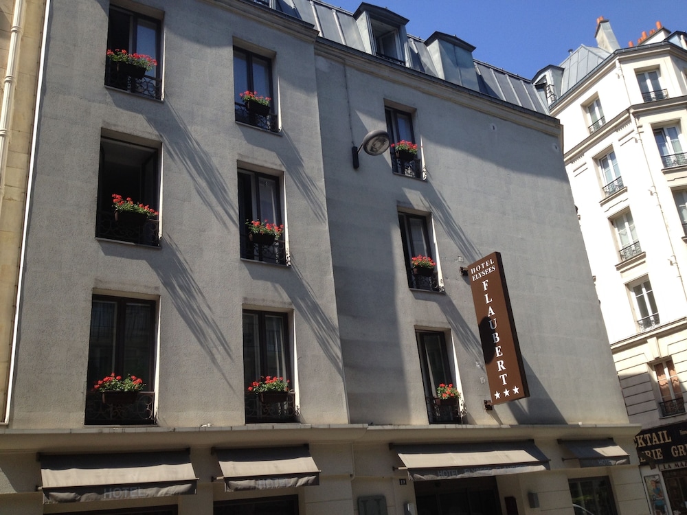 ELYSEES FLAUBERT HOTEL in PARIS