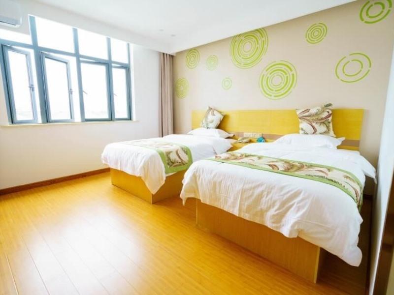 GreenTree Inn Suzhou Mudu Lingyan Mountain Ganglong City Hotel 8/32