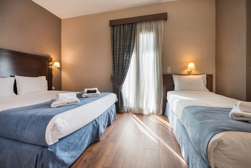 ARAHOVA INN 14/51