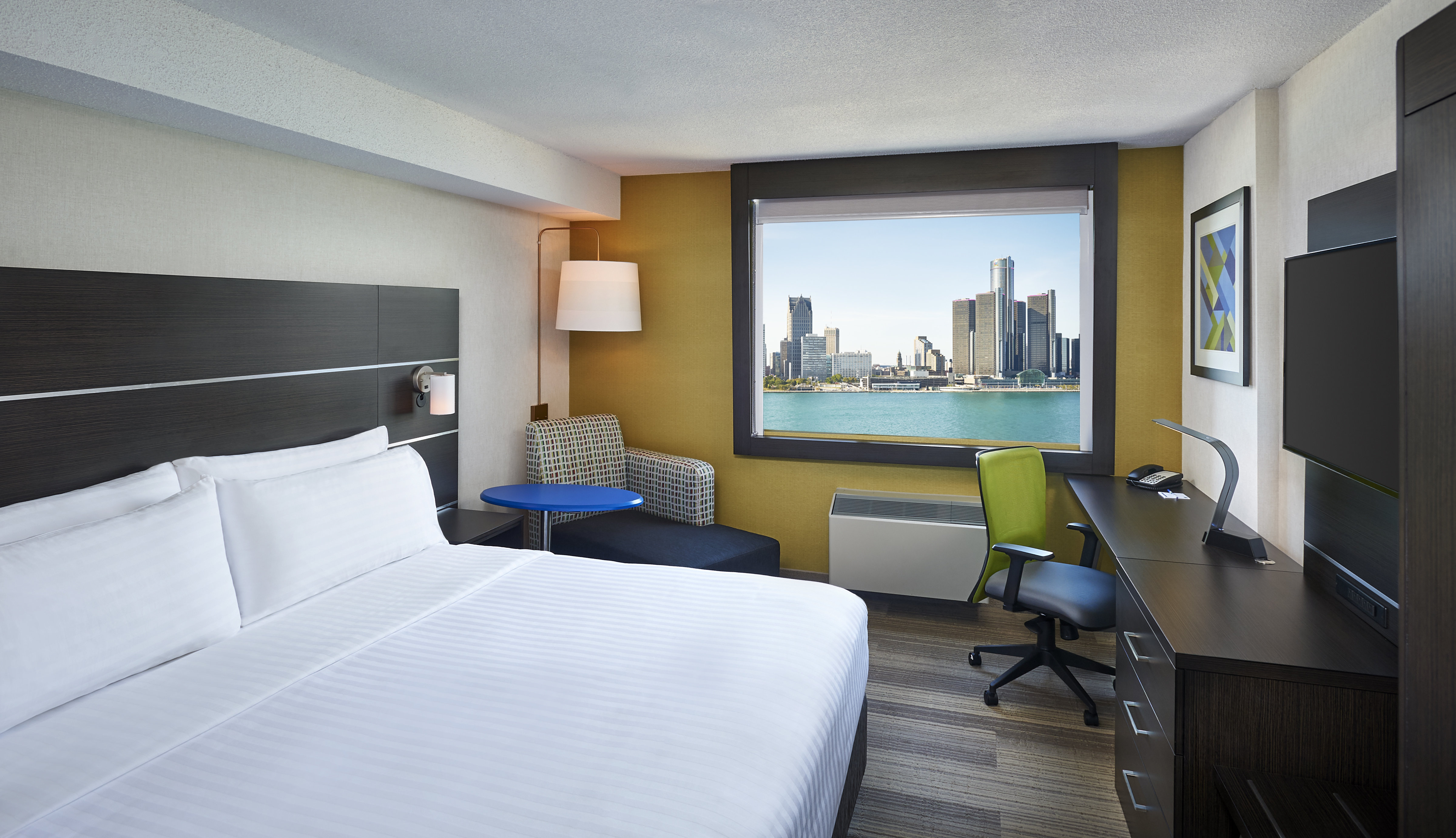 Holiday Inn Express Windsor Waterfront 21/77