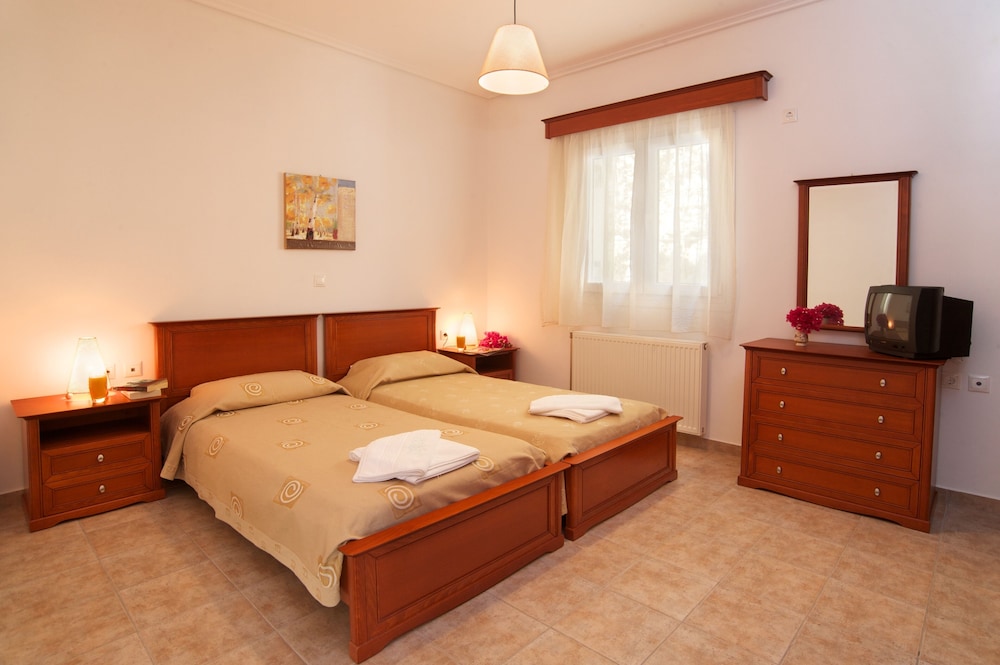 Faos Luxury Apartments 12/50
