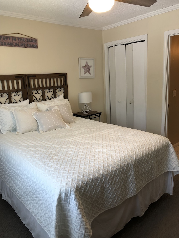 2 BEDROOMS, VILLA, RESORT VIEW