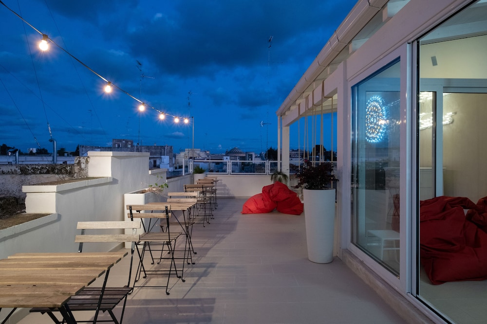 Ada Suites 49/62
