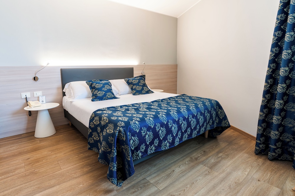 Economy, Double Bed, Al Fiore 3/10